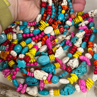 7259  N84 32 “ BEADED MULT STONE Necklace